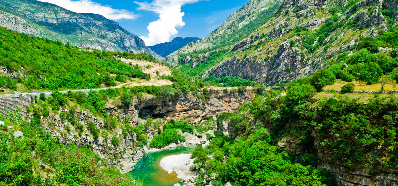 hiking tour montenegro
